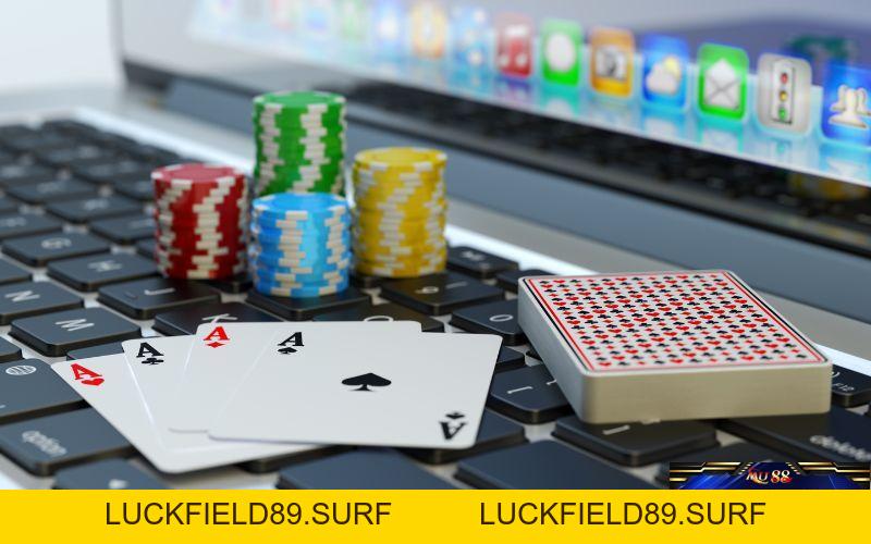 Tìm Hiểu Luật Chơi Bài Poker Mu88 Chi Tiết Nhất